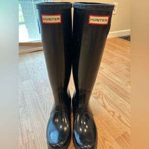 Hunter Boots - Tall black.  Hardly used - great condition
